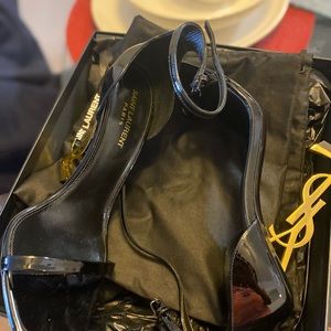 Saint Laurent. Black size 39